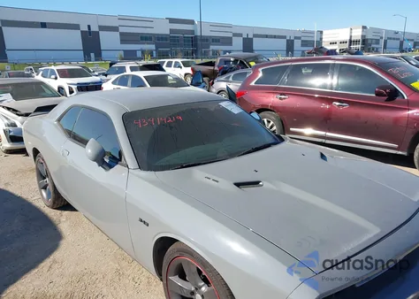 2012 Dodge Challenger R/T z USA, uszkodzony, nr VIN 2C3CDYBT6CH229911